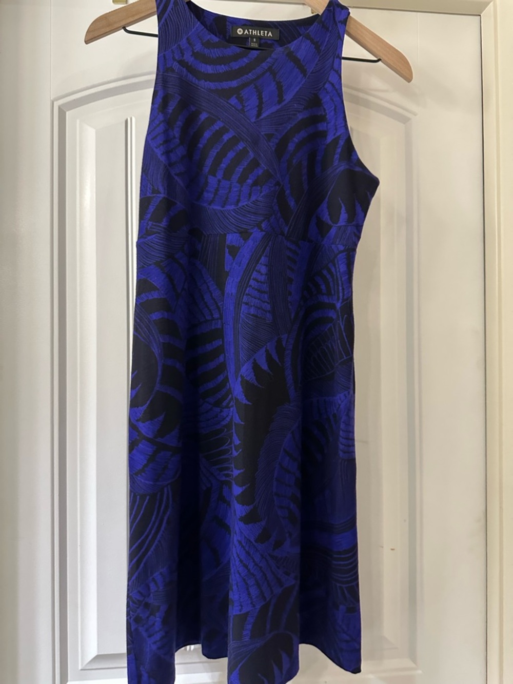 Athleta Santorini Print EUC Sleeveless Dress Womens Size small - Picture 3 of 6